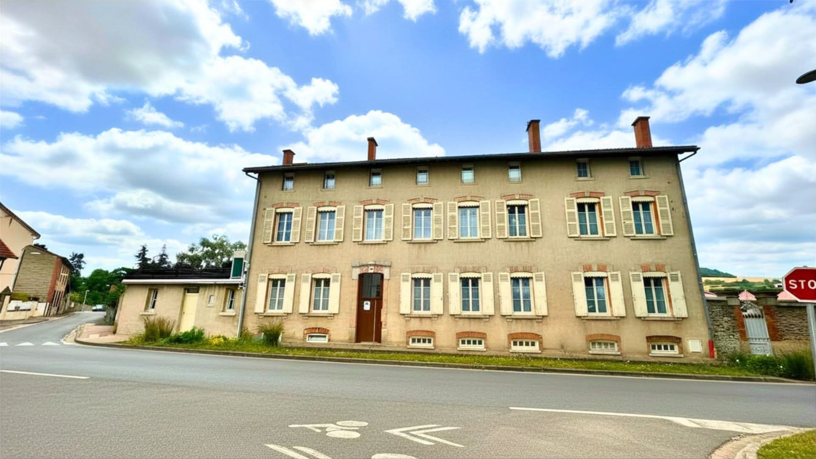 Façade
