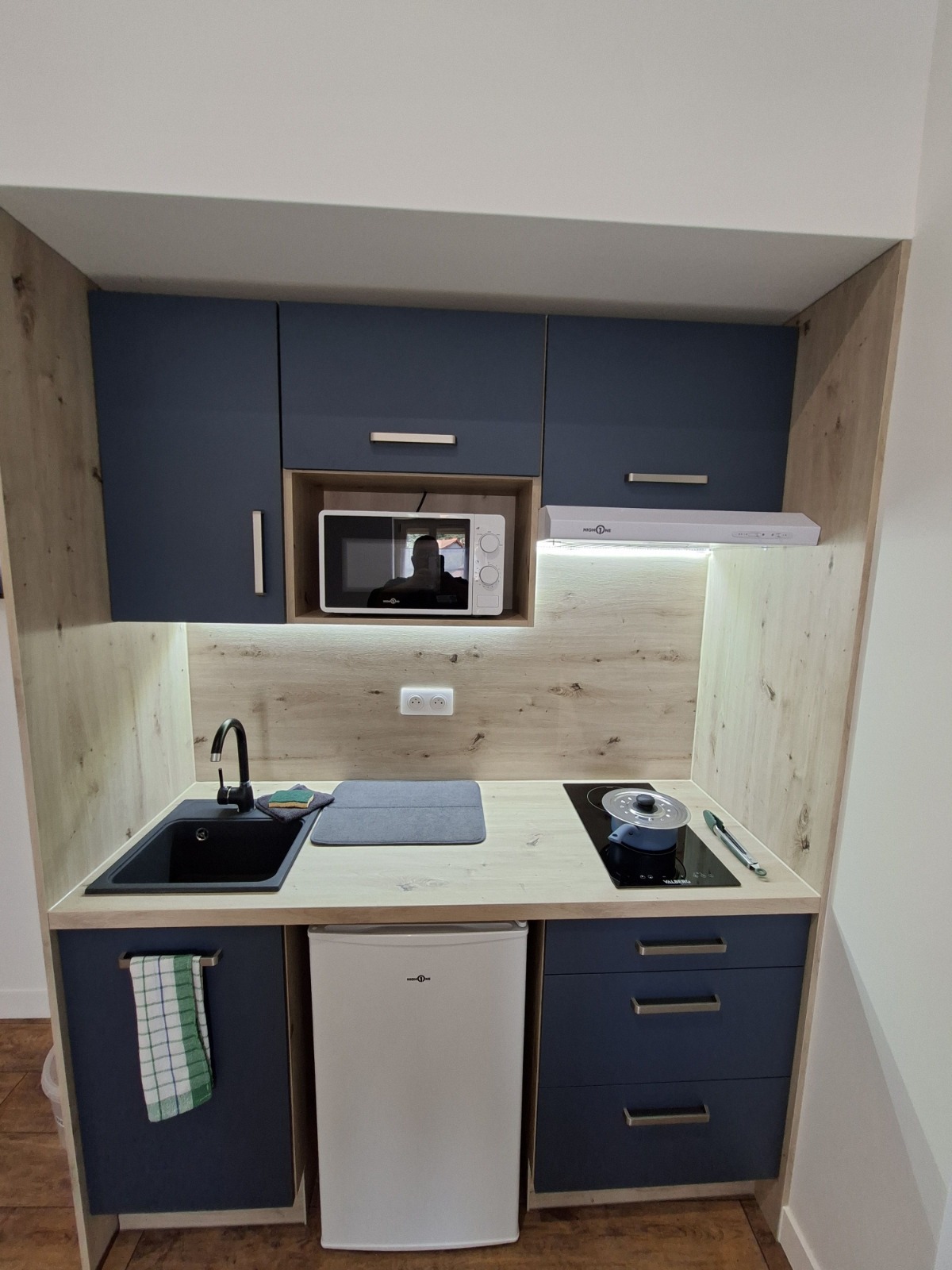 Kitchenette